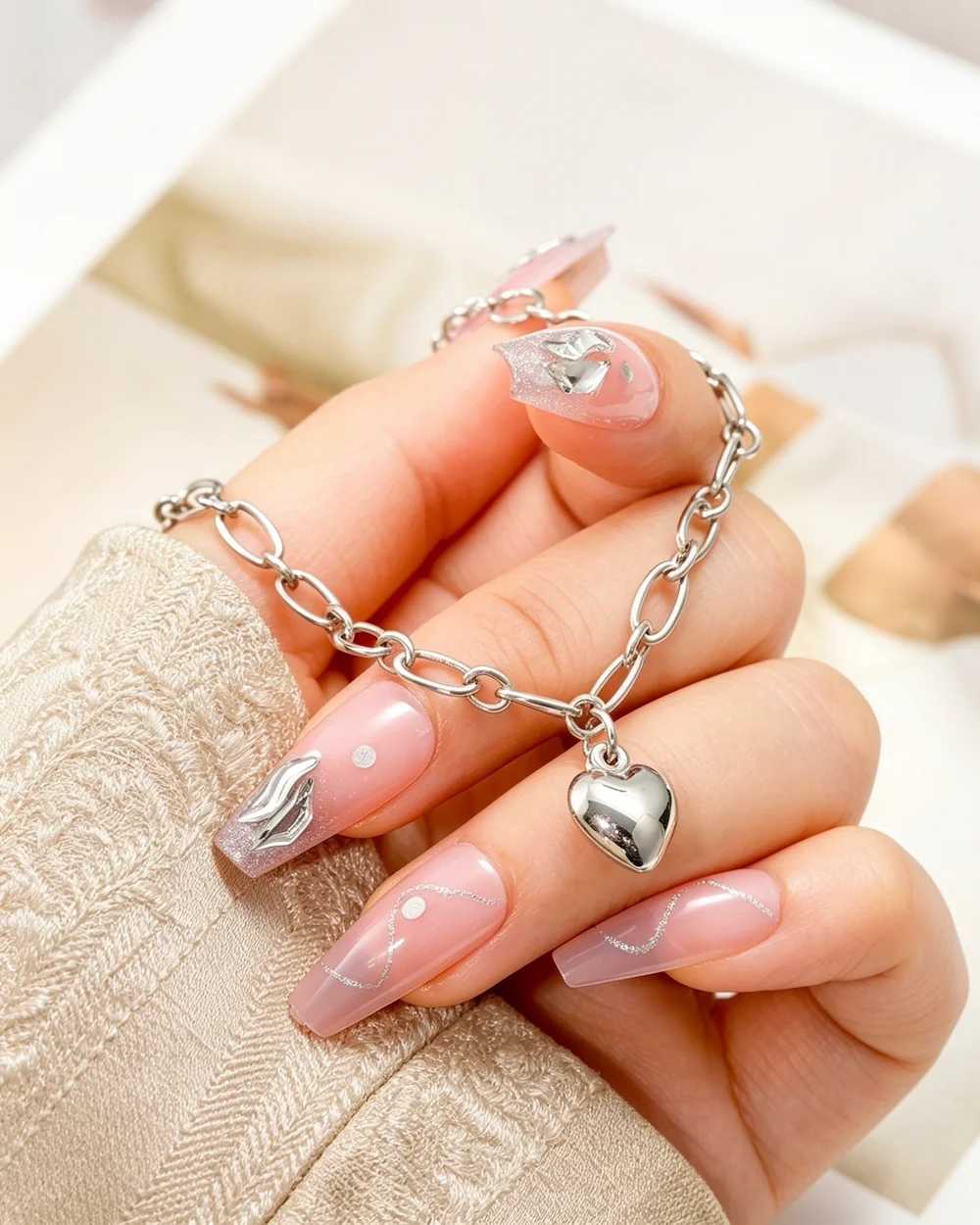 The Puffy Heart Alloy Plating Bracelet